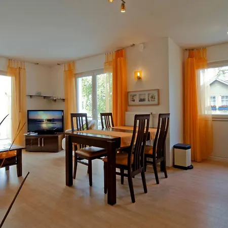 Zinnowitz, Sonnendomizil דירה *